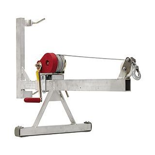 Geda mounting arm with hand winch