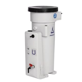Aircraft oil-water separator 11